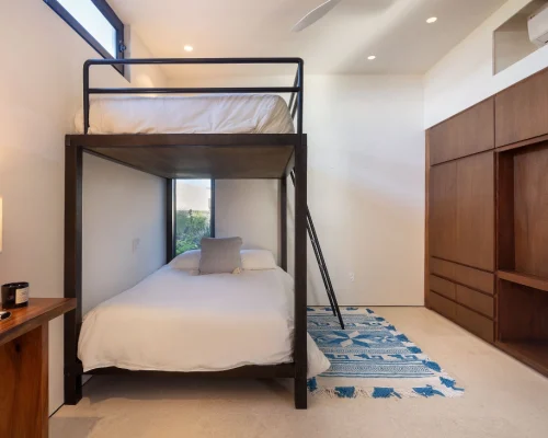 Bunk Beds (1)
